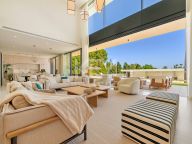 Villa en venta en Guadalmina Alta, San Pedro de Alcantara