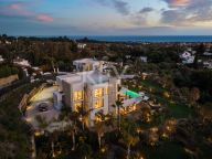 Villa for sale in Marbella Golden Mile