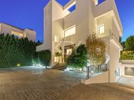 Вилла на продажу в Новая Андалусия