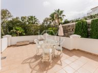 Villa en venta en El Herrojo, Benahavis
