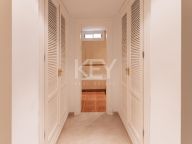 Villa en venta en El Herrojo, Benahavis