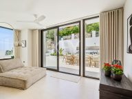 Villa for sale in Las Lomas de Nueva Andalucia, Nueva Andalucia
