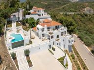 Villa for sale in Las Lomas de Nueva Andalucia, Nueva Andalucia