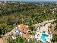 Villa for sale in Las Lomas de Nueva Andalucia, Nueva Andalucia