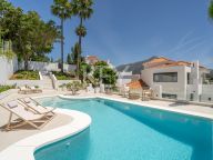 Villa for sale in Las Lomas de Nueva Andalucia, Nueva Andalucia