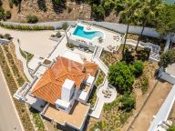 Villa for sale in Las Lomas de Nueva Andalucia, Nueva Andalucia