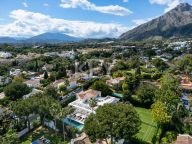 Villa for sale in Rocio de Nagüeles, Marbella Golden Mile
