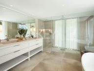 Villa for sale in Rocio de Nagüeles, Marbella Golden Mile