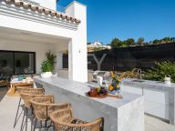 Villa for sale in Elviria, Marbella East