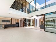 Semi Detached Villa for sale in Nueva Andalucia