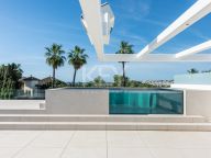 Semi Detached Villa for sale in Nueva Andalucia