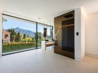 Semi Detached Villa for sale in Nueva Andalucia