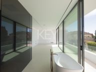 Semi Detached Villa for sale in Nueva Andalucia