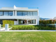 Semi Detached Villa for sale in Nueva Andalucia