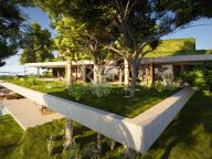 Вилла на продажу в Marbella Club Golf Resort, Бенахавис