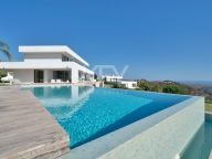 Villa for sale in Monte Mayor, Benahavis