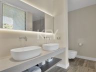 Villa for sale in Monte Mayor, Benahavis