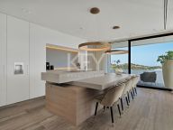 Villa for sale in Monte Mayor, Benahavis