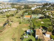 Villa en venta en El Campanario, Estepona