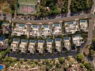 Villa en venta en El Campanario, Estepona