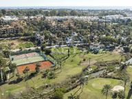 Villa en venta en El Campanario, Estepona