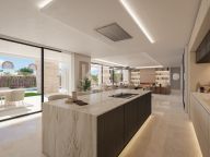 Villa en venta en El Campanario, Estepona