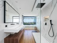 Таунхаус на продажу в La Quinta, Бенахавис