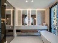Semi Detached House for sale in Peñablanca, Nueva Andalucia
