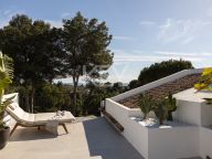 Semi Detached House for sale in Peñablanca, Nueva Andalucia
