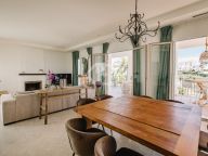Villa for sale in New Golden Mile, Estepona