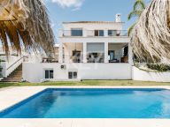 Villa for sale in New Golden Mile, Estepona