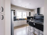 Villa for sale in New Golden Mile, Estepona