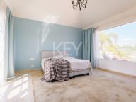Villa for sale in New Golden Mile, Estepona