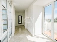 Villa for sale in New Golden Mile, Estepona
