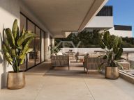 Villa en venta en Elviria, Marbella Este