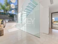Villa en venta en La Cerquilla, Nueva Andalucia