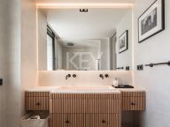 Apartment for sale in Las Terrazas de Las Lomas, Marbella Golden Mile