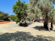Plot for sale in El Rosario, Marbella East
