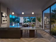 Plot for sale in El Rosario, Marbella East