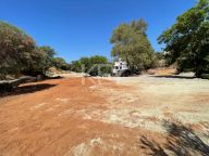 Plot for sale in El Rosario, Marbella East