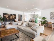 Town House for sale in San Pedro Playa, San Pedro de Alcantara