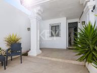 Town House for sale in San Pedro Playa, San Pedro de Alcantara
