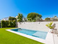 Town House for sale in San Pedro Playa, San Pedro de Alcantara