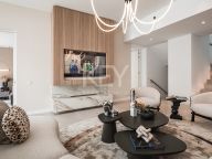 Вилла на продажу в El Paraiso, Эстепона