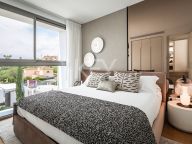 Вилла на продажу в El Paraiso, Эстепона