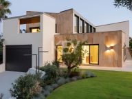 Villa for sale in La Zagaleta, Benahavis
