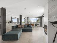 Villa for sale in Elviria, Marbella East