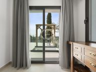 Villa for sale in Elviria, Marbella East