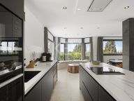 Villa for sale in Elviria, Marbella East