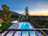 Villa en venta en Aloha, Nueva Andalucia